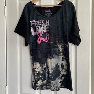 Triple Five Soul T-Shirt with Graffiti Graphic - Fresh Live Soul - Size S-M